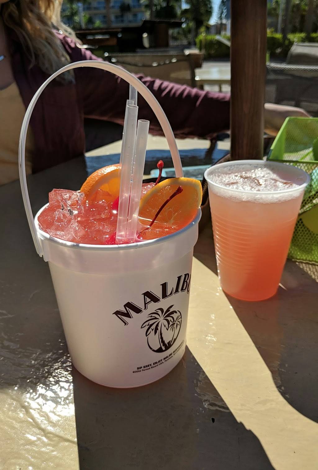 Bamboo Beach Bar | restaurant | 13025 Village Blvd, Madeira Beach, FL 33708, USA | 7273985401 OR +1 727-398-5401