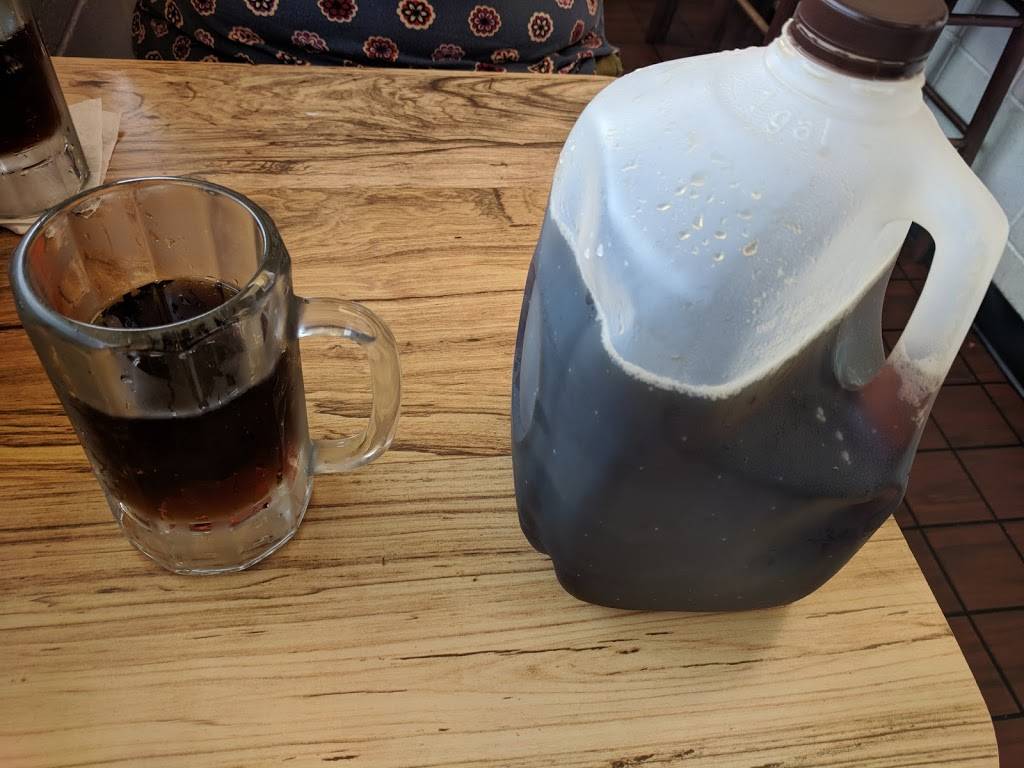 Jollys Drive In | restaurant | 165 Brookwood Ave, Hamilton, OH 45013, USA | 5138634191 OR +1 513-863-4191