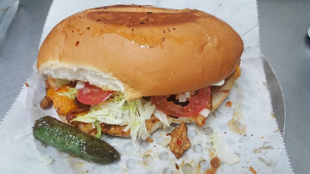 Arianas burgers &more | restaurant | 13110 S Gessner Rd suite 400, Missouri City, TX 77489, USA | 8324616121 OR +1 832-461-6121