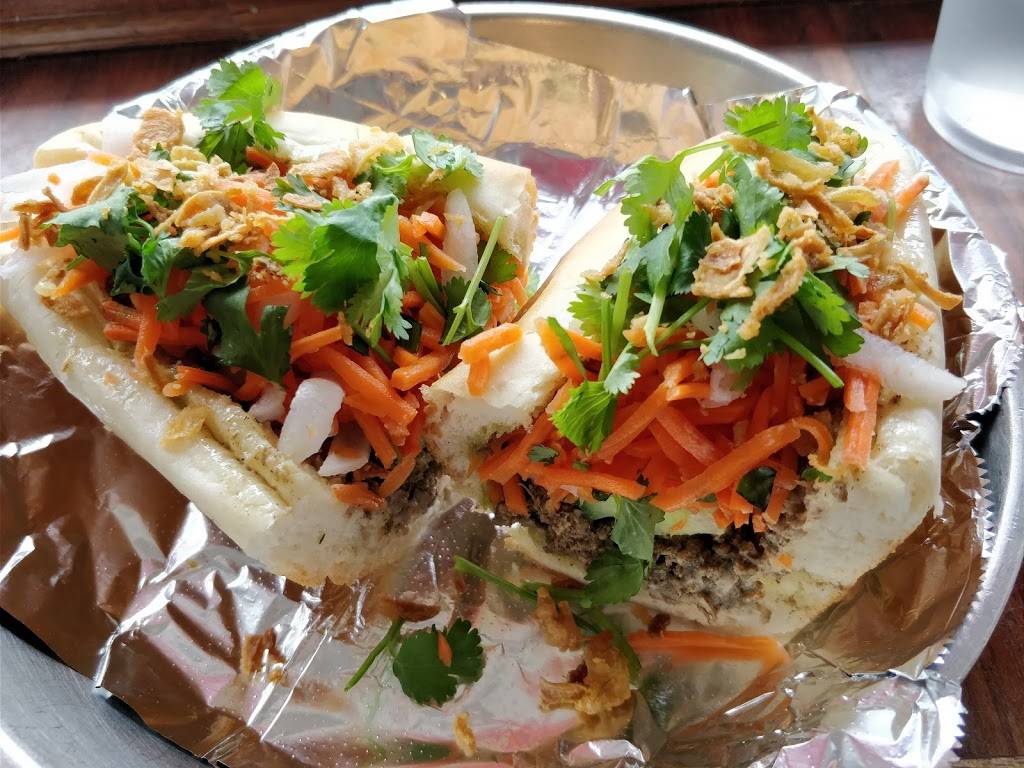 Bon Banh Mi Southeast Asian Kitchen | meal takeaway | 162 Spring St, Charleston, SC 29403, USA | 8434147320 OR +1 843-414-7320