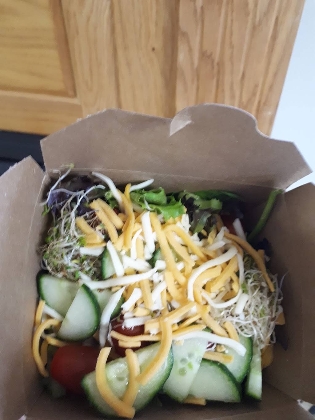 Fresh FueLL | restaurant | 146 Kent St W, Lindsay, ON K9V 2Y4, Canada | 7058783835 OR +1 705-878-3835