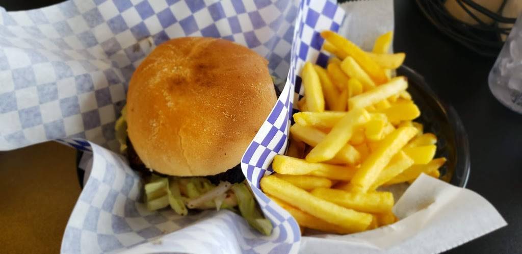 Juicy Gyros | restaurant | 7976 Pines Blvd, Pembroke Pines, FL 33024, USA | 9542486171 OR +1 954-248-6171