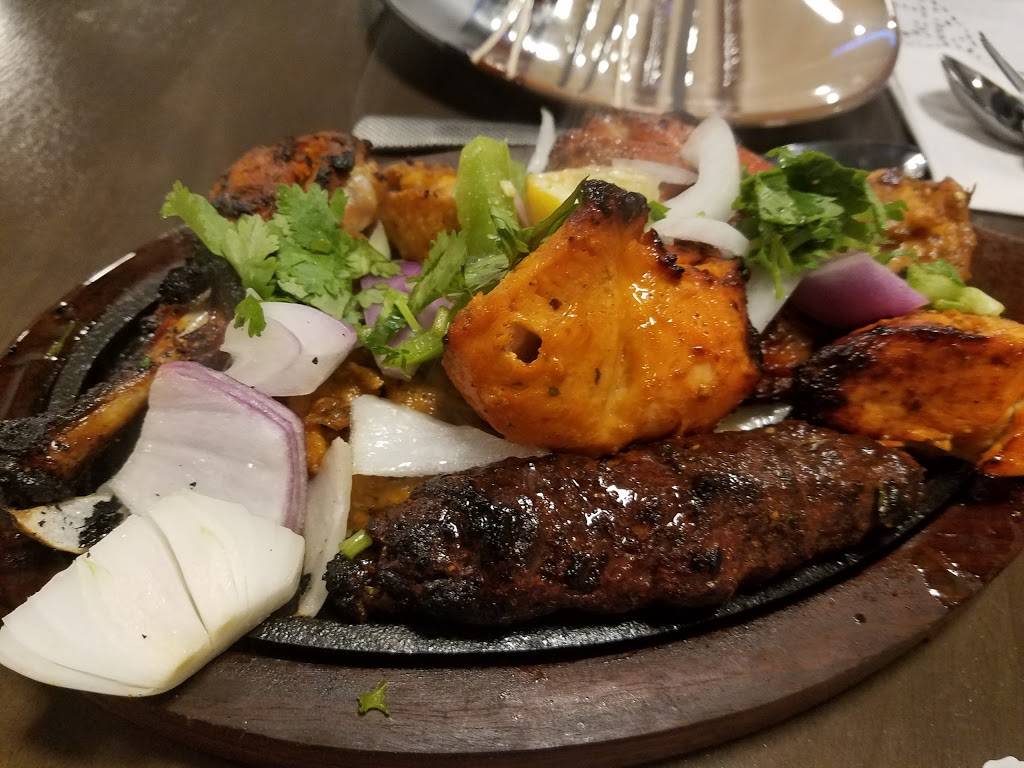 Pak India Restaurant | restaurant | 4025 Innes Rd, Orléans, ON K1C 1T1, Canada | 6134247006 OR +1 613-424-7006