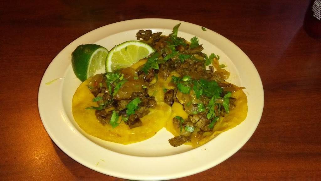 Taqueria Anguiano | restaurant | 200-298 Worth St, Henderson, TX 75654, USA | 9037223906 OR +1 903-722-3906