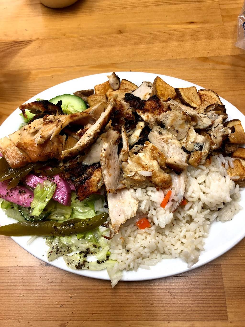 Shawarma De Roza | restaurant | 1896 Prince of Wales Dr, Nepean, ON K2C 3J7, Canada | 6132740404 OR +1 613-274-0404