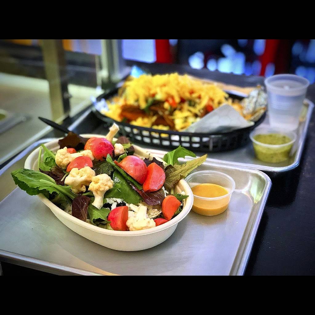 Sweet Pepper Venezuelan Food Bar | restaurant | 2604 W Lawrence Ave, Chicago, IL 60625, USA | 8722085665 OR +1 872-208-5665