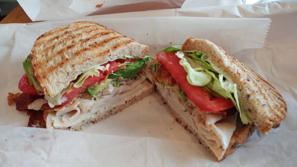 Woodward Takeout Food | restaurant | 1428 H St NW, Washington, DC 20005, USA | 2023475355 OR +1 202-347-5355