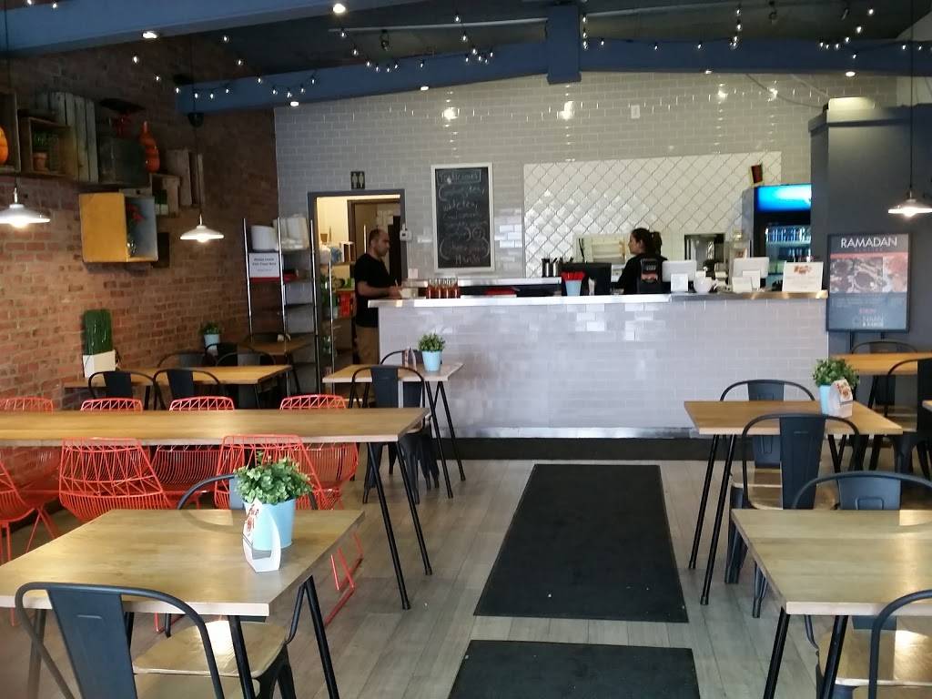 Naan & Kabob | restaurant | 1801 Lawrence Ave E, Scarborough, ON M1R 2X9, Canada | 4162858191 OR +1 416-285-8191