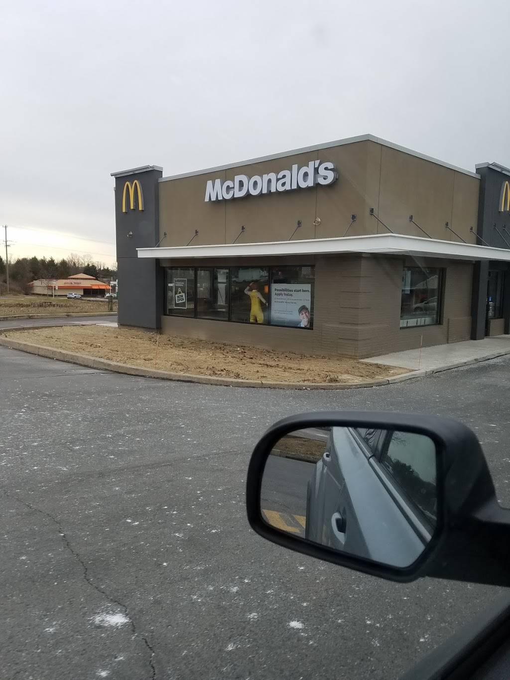 McDonalds | cafe | 4272 County Line Rd, Chalfont, PA 18914, USA | 2159972159 OR +1 215-997-2159