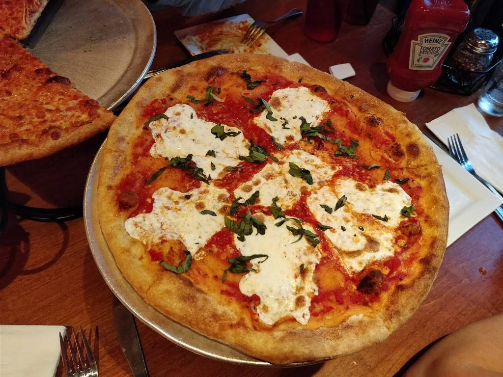 The Brickyard | restaurant | 371 Main St, Woburn, MA 01801, USA | 7819356699 OR +1 781-935-6699