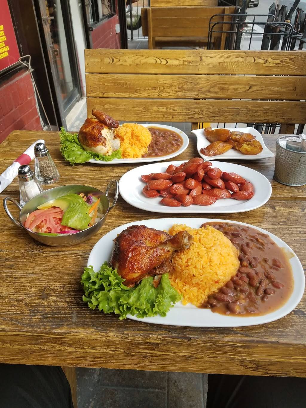 Super Pollo | restaurant | 865 Woodward Ave, Ridgewood, NY 11385, USA | 7184180808 OR +1 718-418-0808