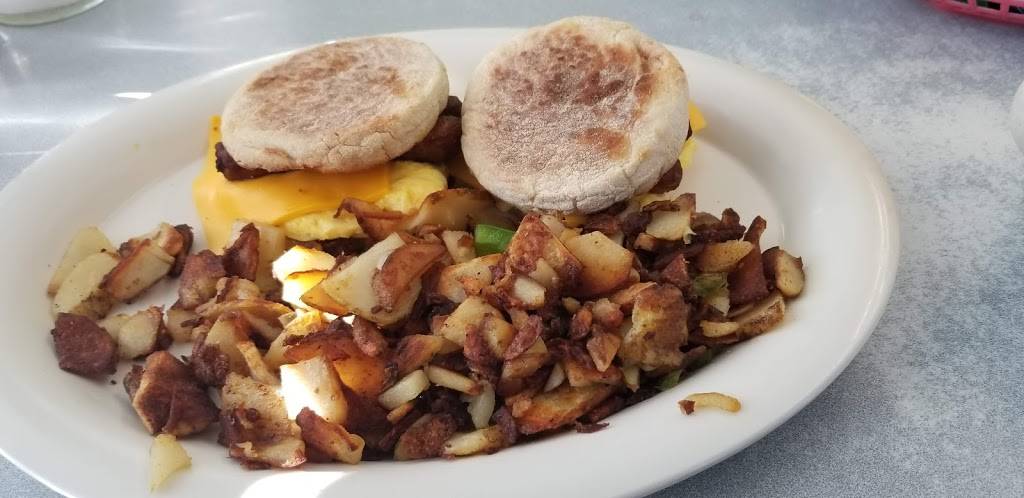 Eat at Joes | restaurant | 400 N Pacific Coast Hwy, Redondo Beach, CA 90277, USA | 3103769570 OR +1 310-376-9570