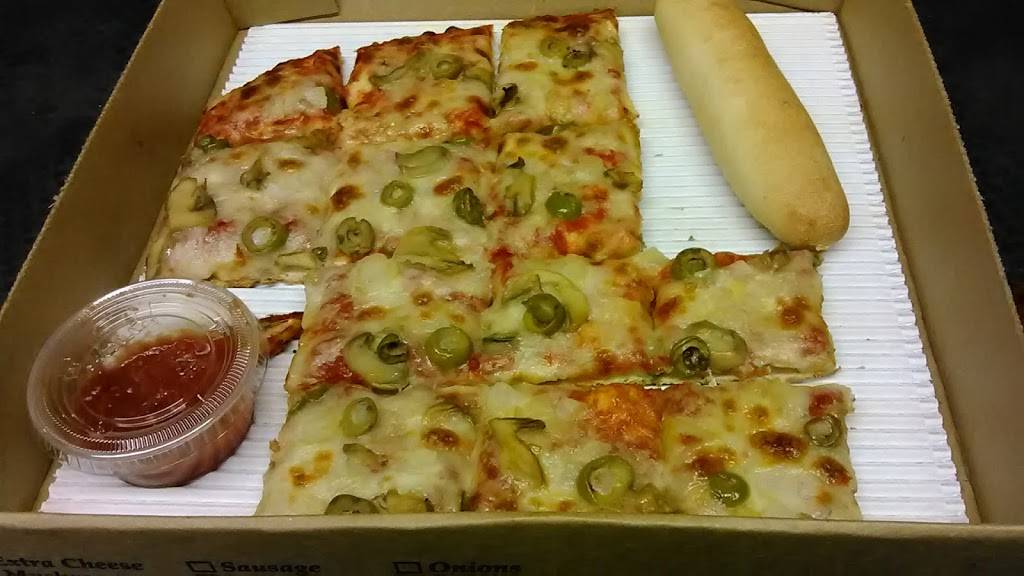 Saucy Jacks | restaurant | 139 Main St, Camden, OH 45311, USA | 9377873024 OR +1 937-787-3024