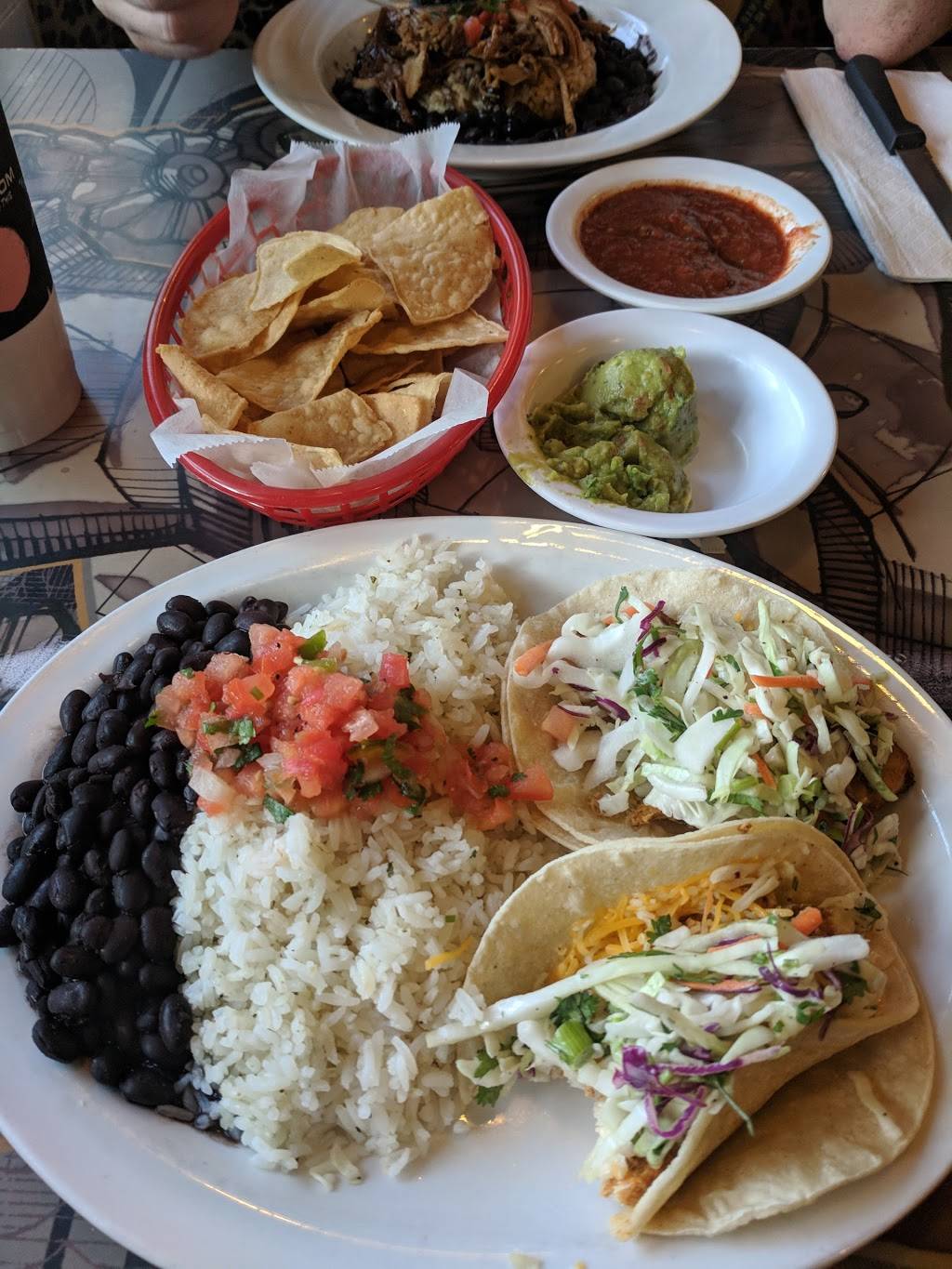 Wahoos Fish Taco | restaurant | 3556 Torrance Blvd, Torrance, CA 90503, USA | 3105407725 OR +1 310-540-7725
