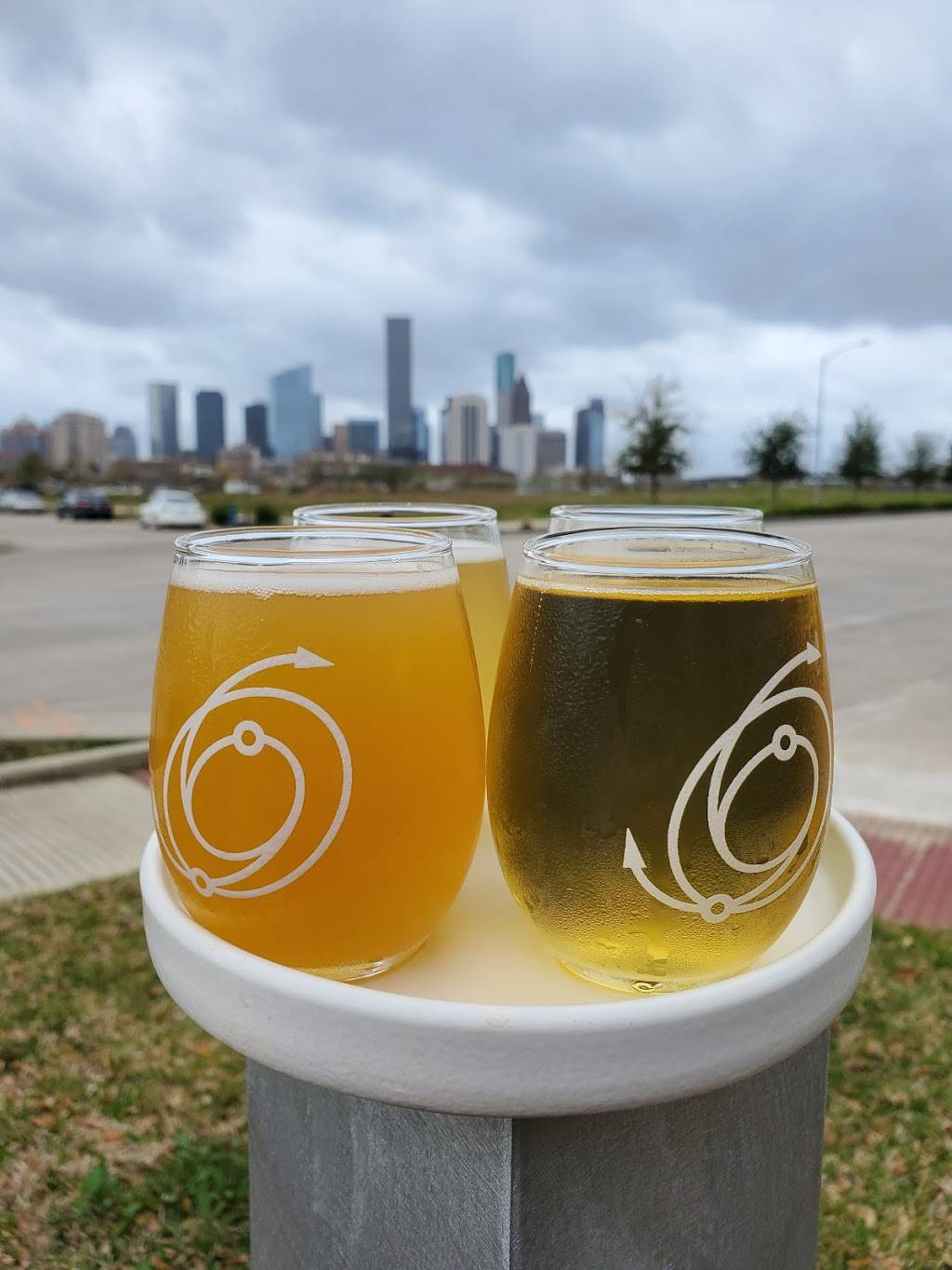 Local Group Brewing | restaurant | 1504 Chapman St, Houston, TX 77009, USA | 7134291884 OR +1 713-429-1884