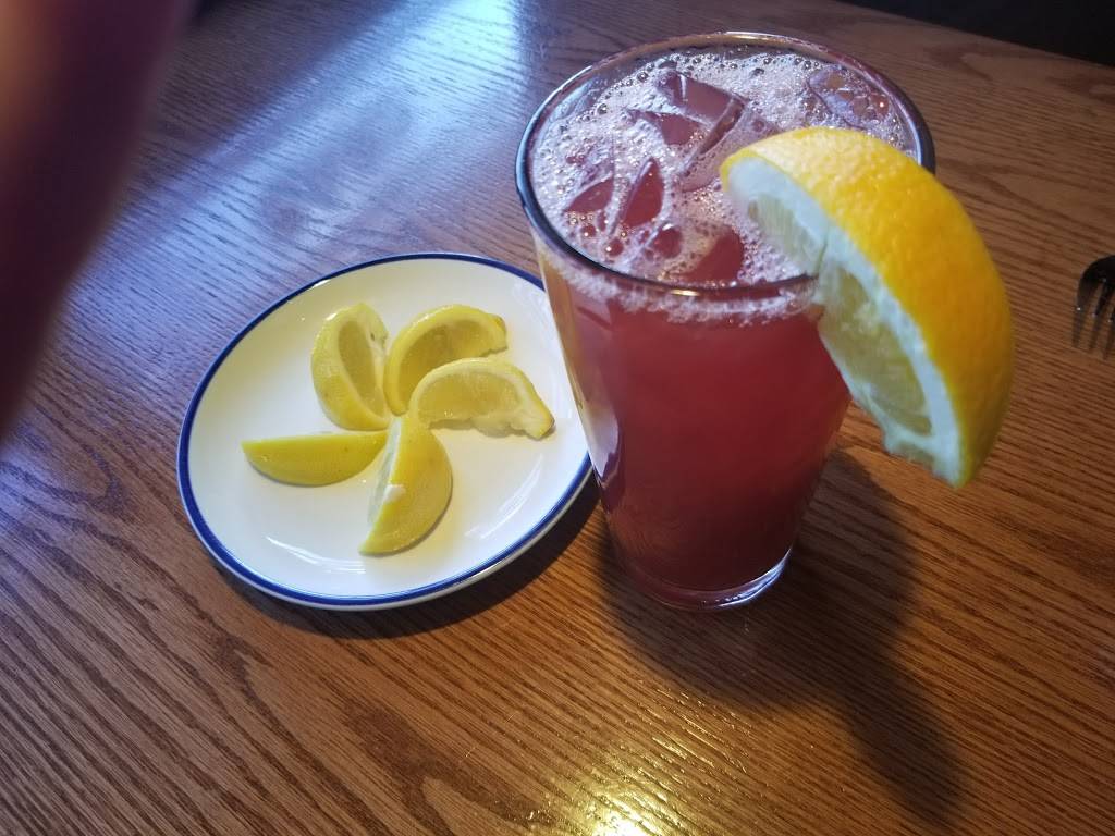 Red Lobster | restaurant | 2885 23rd Ave, Greeley, CO 80631, USA | 9703306200 OR +1 970-330-6200