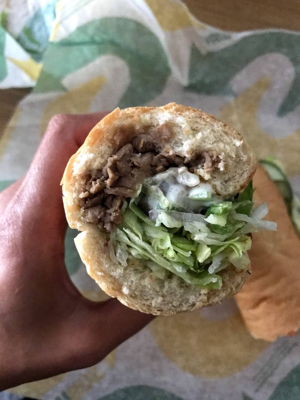 Subway Restaurants | restaurant | 1221 Wilshire Blvd A, Santa Monica, CA 90403, USA | 3102607719 OR +1 310-260-7719