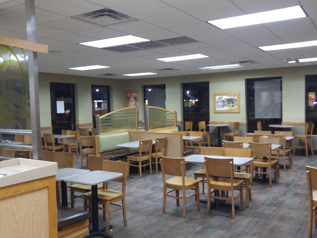 Wendys | restaurant | 12485 NW 7th Ave, Miami, FL 33168, USA | 3056856371 OR +1 305-685-6371