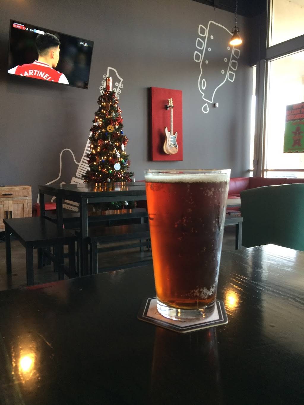 Guitars & Growlers McKinney | restaurant | 2741 Virginia Pkwy Suite 500, McKinney, TX 75071, USA | 4697140229 OR +1 469-714-0229