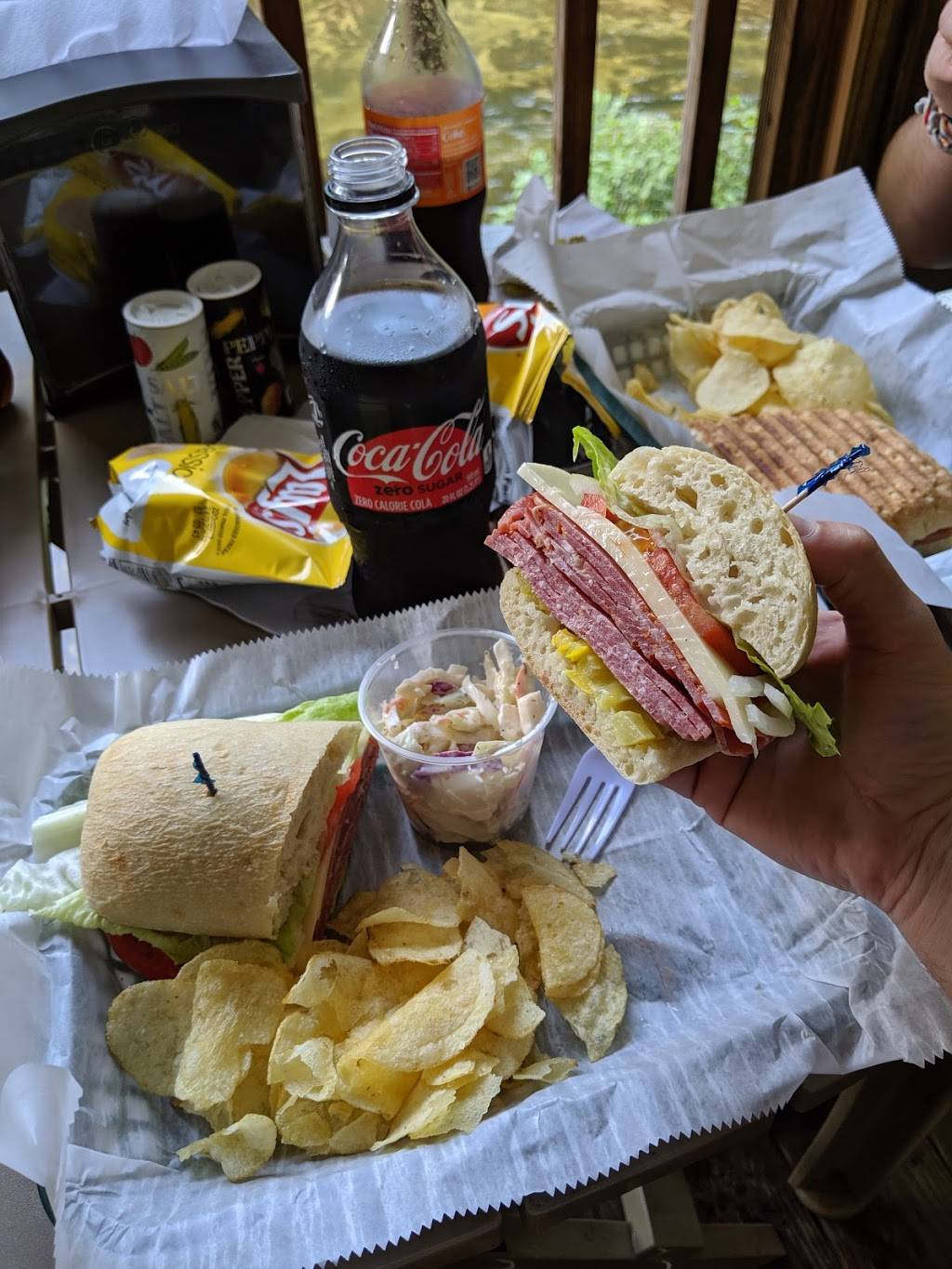 Tellico Kats Deli & Cafe | cafe | 1829 Cherohala Skyway, Tellico Plains, TN 37385, USA | 4232533411 OR +1 423-253-3411