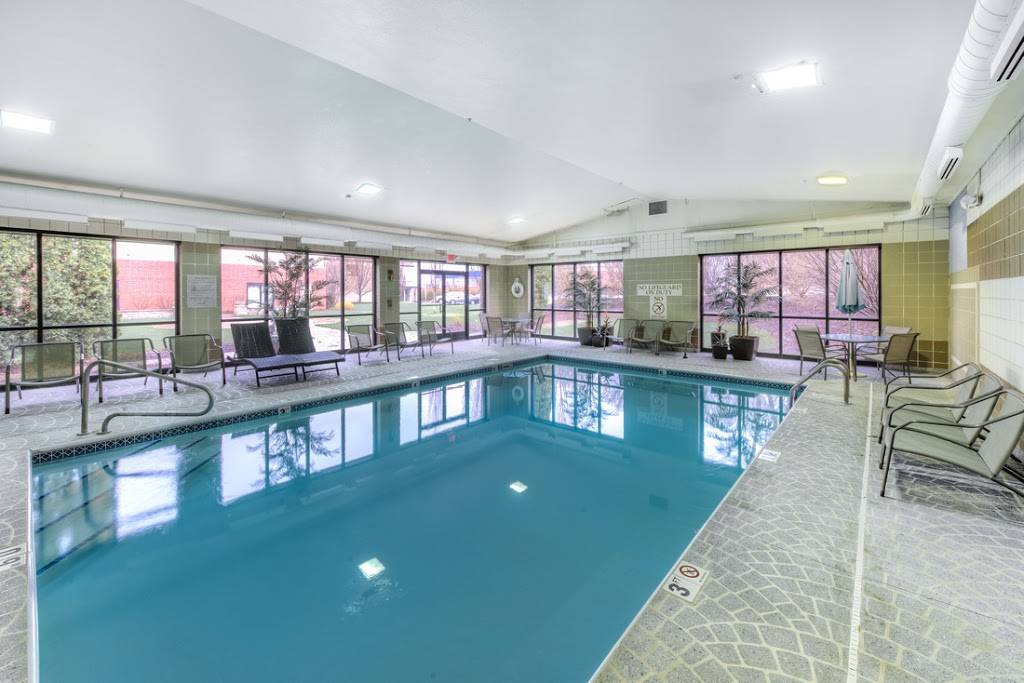 DoubleTree by Hilton Hotel Akron - Fairlawn | cafe | 3150 W Market St, Akron, OH 44333, USA | 3308699000 OR +1 330-869-9000