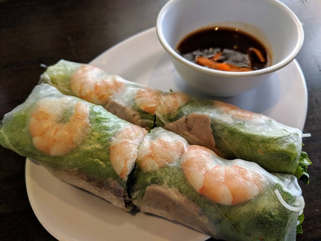 Pho Metro | restaurant | 2057 Lawrence Ave E, Scarborough, ON M1R 2Z4, Canada | 4167508898 OR +1 416-750-8898