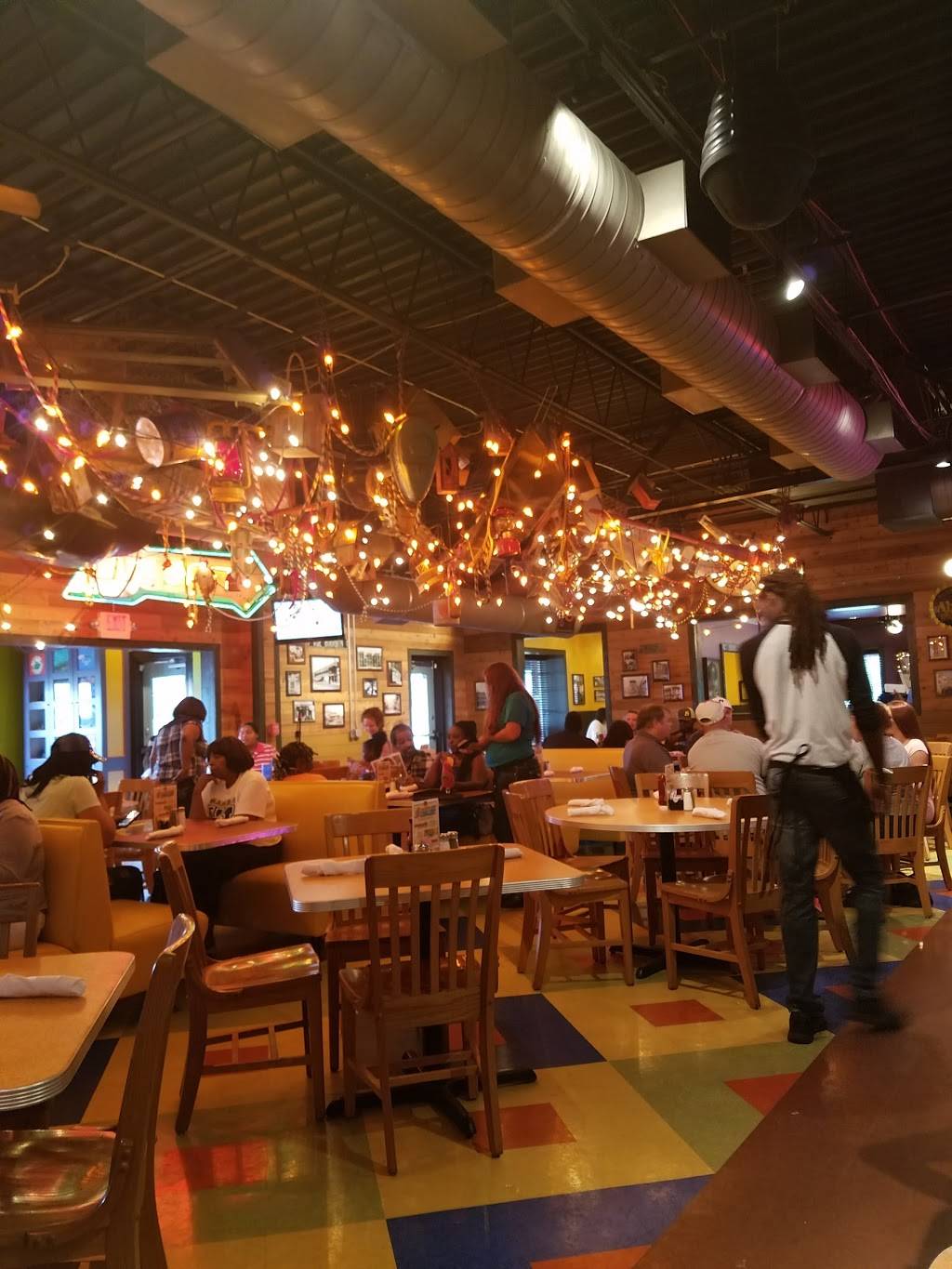 Razzoos Cajun Cafe | restaurant | 3712 Towne Crossing Blvd, Mesquite, TX 75150, USA | 9726869100 OR +1 972-686-9100