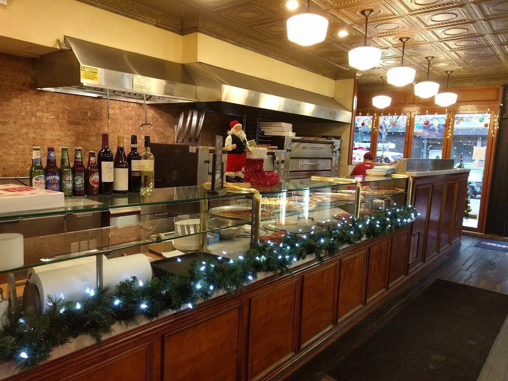 The House of Pizza & Calzone | restaurant | 132 Union St, Brooklyn, NY 11231, USA | 7186249107 OR +1 718-624-9107