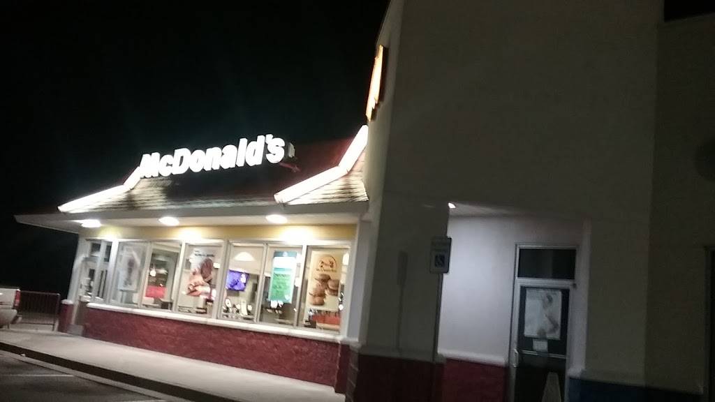 McDonalds | cafe | 3254 Hill Star Drive, Newcastle, OK 73065, USA | 4053875888 OR +1 405-387-5888