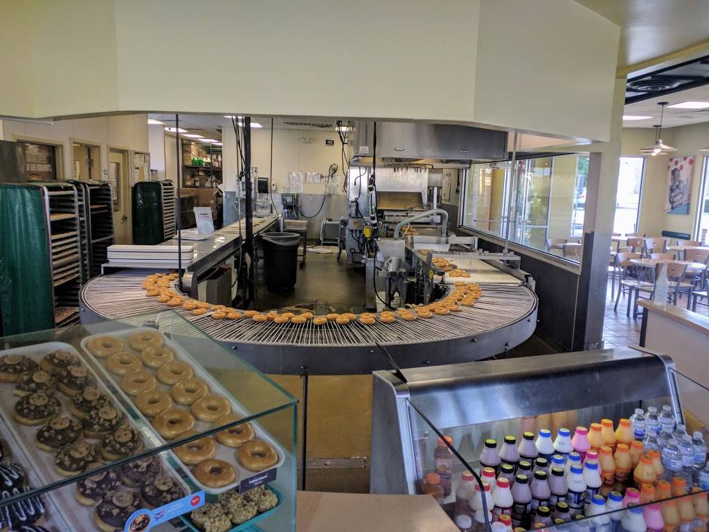 Krispy Kreme | bakery | 2600 S Cooper St, Arlington, TX 76015, USA | 8174600792 OR +1 817-460-0792