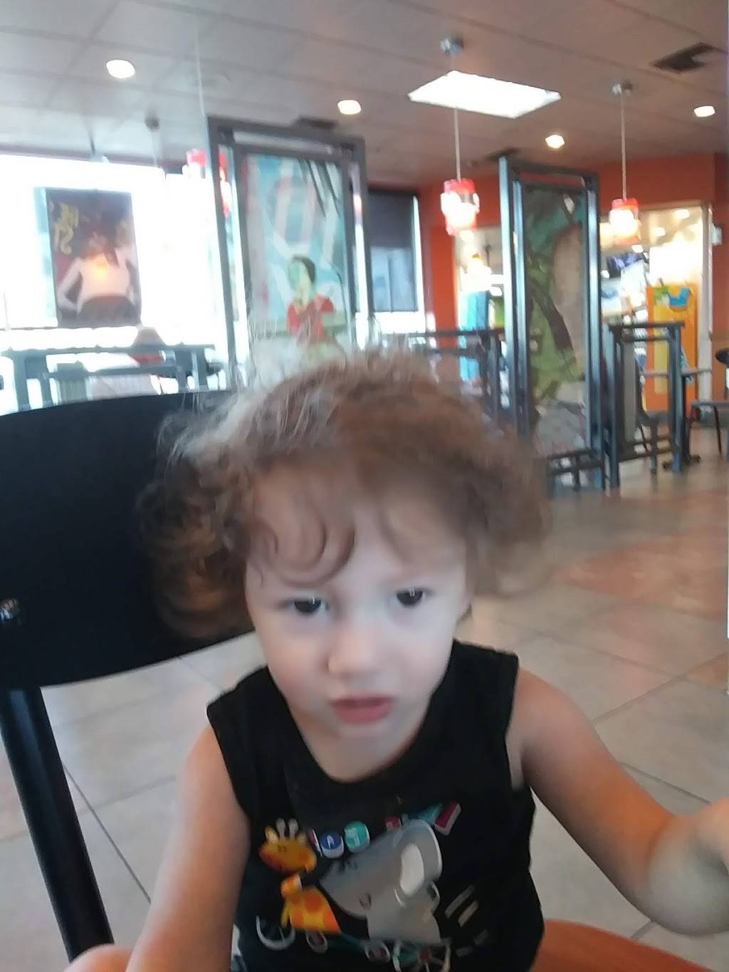 Jack in the Box | restaurant | 10 Union Ave, Bakersfield, CA 93307, USA | 6618610602 OR +1 661-861-0602