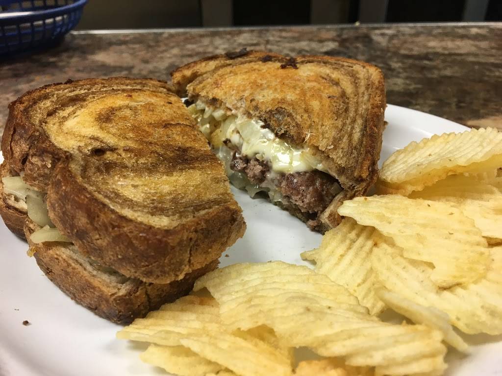 Just Judys Restaurant | restaurant | 5018 E 62nd St, Indianapolis, IN 46220, USA | 3172548796 OR +1 317-254-8796