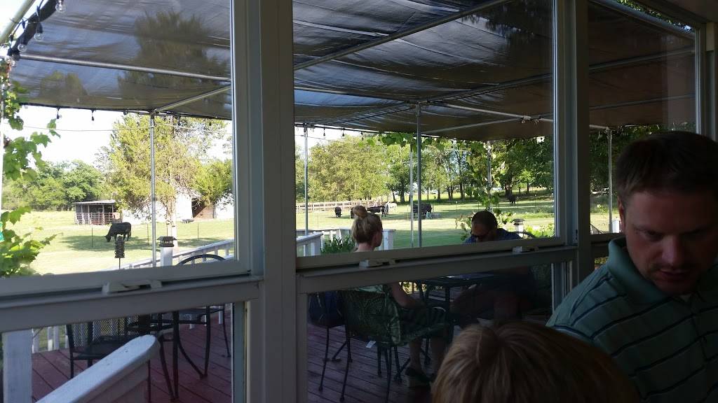 Bella Stella Winery | restaurant | 879 Co Rd 4440, Winnsboro, TX 75494, USA | 9039750020 OR +1 903-975-0020