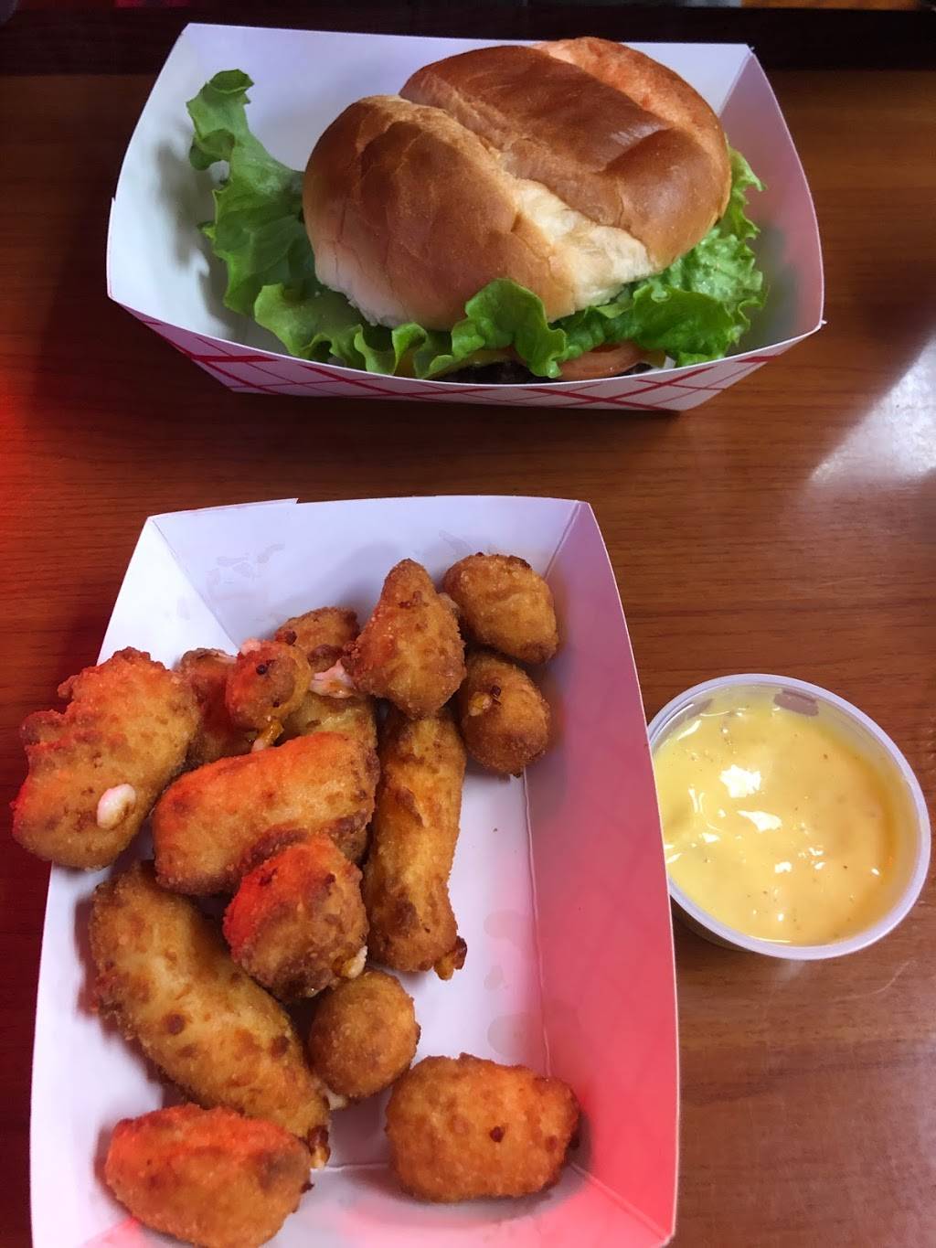 Sweet Dreams | restaurant | 540 Hartbrook Dr Ste A, Hartland, WI 53029, USA | 2623677120 OR +1 262-367-7120