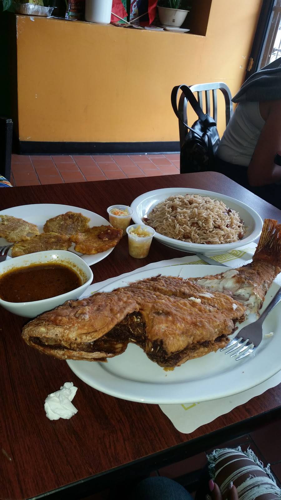 Harlem Karibe | meal takeaway | 2234 Adam Clayton Powell Jr Blvd, New York, NY 10027, USA | 2122835335 OR +1 212-283-5335