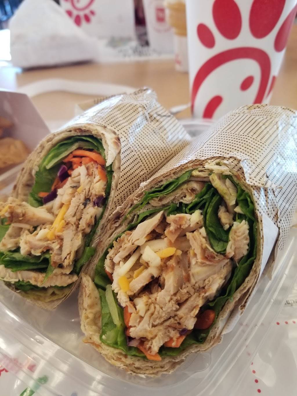 Chick-fil-A | restaurant | 3001 W Agua Fria Fwy, Phoenix, AZ 85027, USA | 6235813277 OR +1 623-581-3277