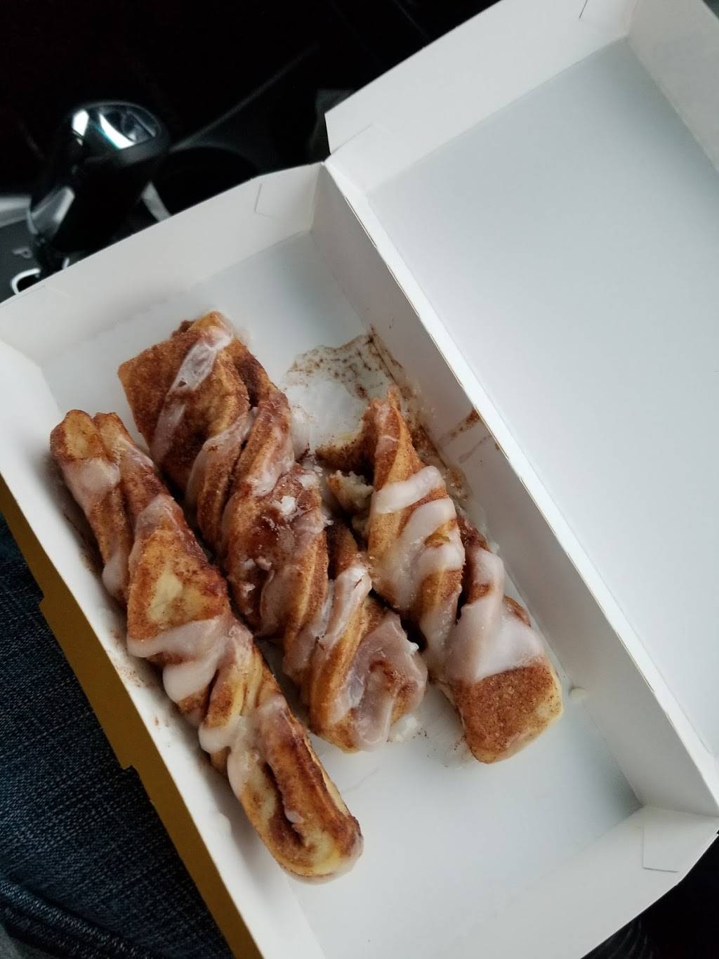 Bojangles Famous Chicken n Biscuits | restaurant | 11 S Laburnum Ave, Richmond, VA 23223, USA | 8042220883 OR +1 804-222-0883