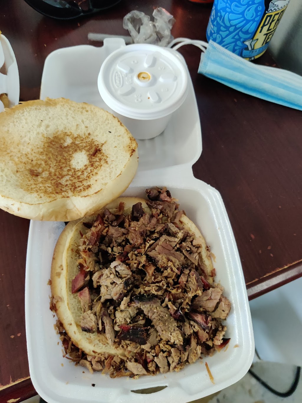 Dick Russells Bar-B-Q | restaurant | 5360 US-90, Mobile, AL 36619, USA | 2516616090 OR +1 251-661-6090