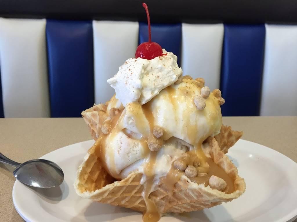 Leatherbys Family Creamery, Orem | restaurant | 304 E University Pkwy, Orem, UT 84058, USA | 3852238140 OR +1 385-223-8140