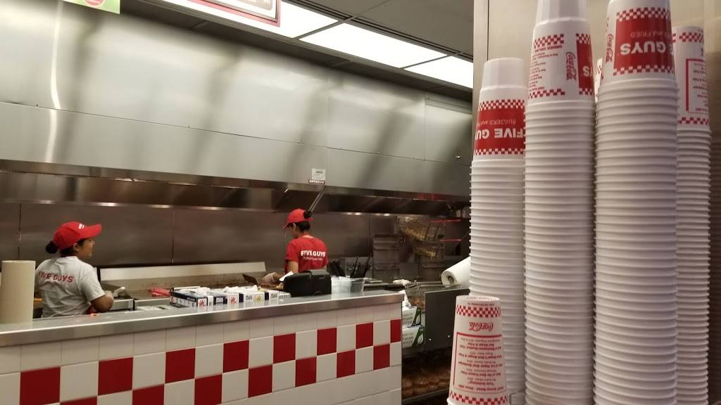 Five Guys | meal takeaway | 3930 Rainbow Blvd, Kansas City, KS 66103, USA | 9132622500 OR +1 913-262-2500
