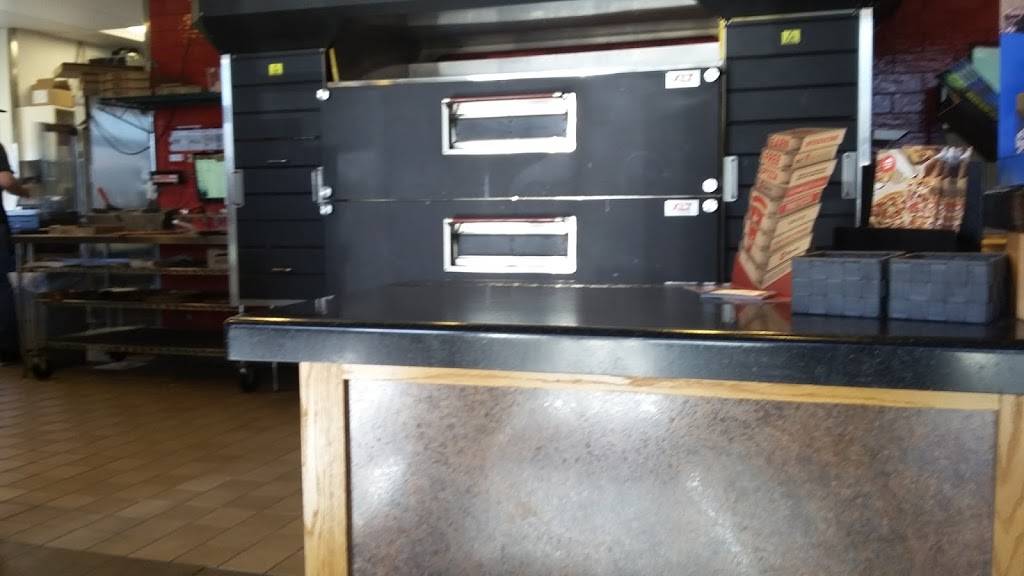 Pizza Hut | meal delivery | 1659 S Webb Rd, Wichita, KS 67207, USA | 3166877001 OR +1 316-687-7001