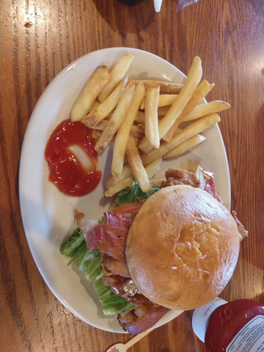 Cracker Barrel Old Country Store | restaurant | 4010 Richard Joseph Blvd, Joplin, MO 64804, USA | 4177829696 OR +1 417-782-9696