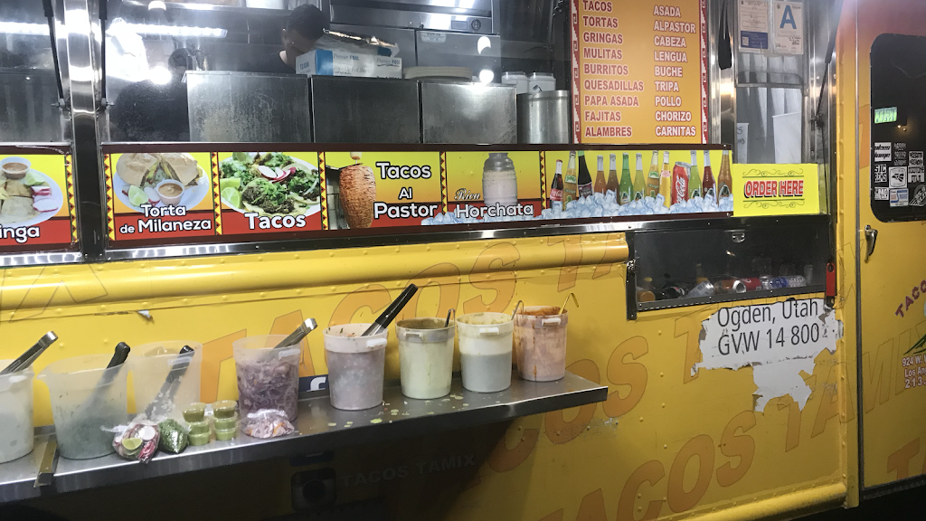 TAMIX MEXICAN FOOD TRUCK | restaurant | 1940 Hoover St, Los Angeles, CA 90007, USA | 3237435206 OR +1 323-743-5206