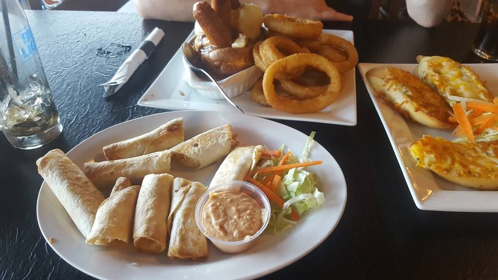 Chasers Bar & Grill | restaurant | 1300 King St E, Oshawa, ON L1H 8J4, Canada | 9052401988 OR +1 905-240-1988