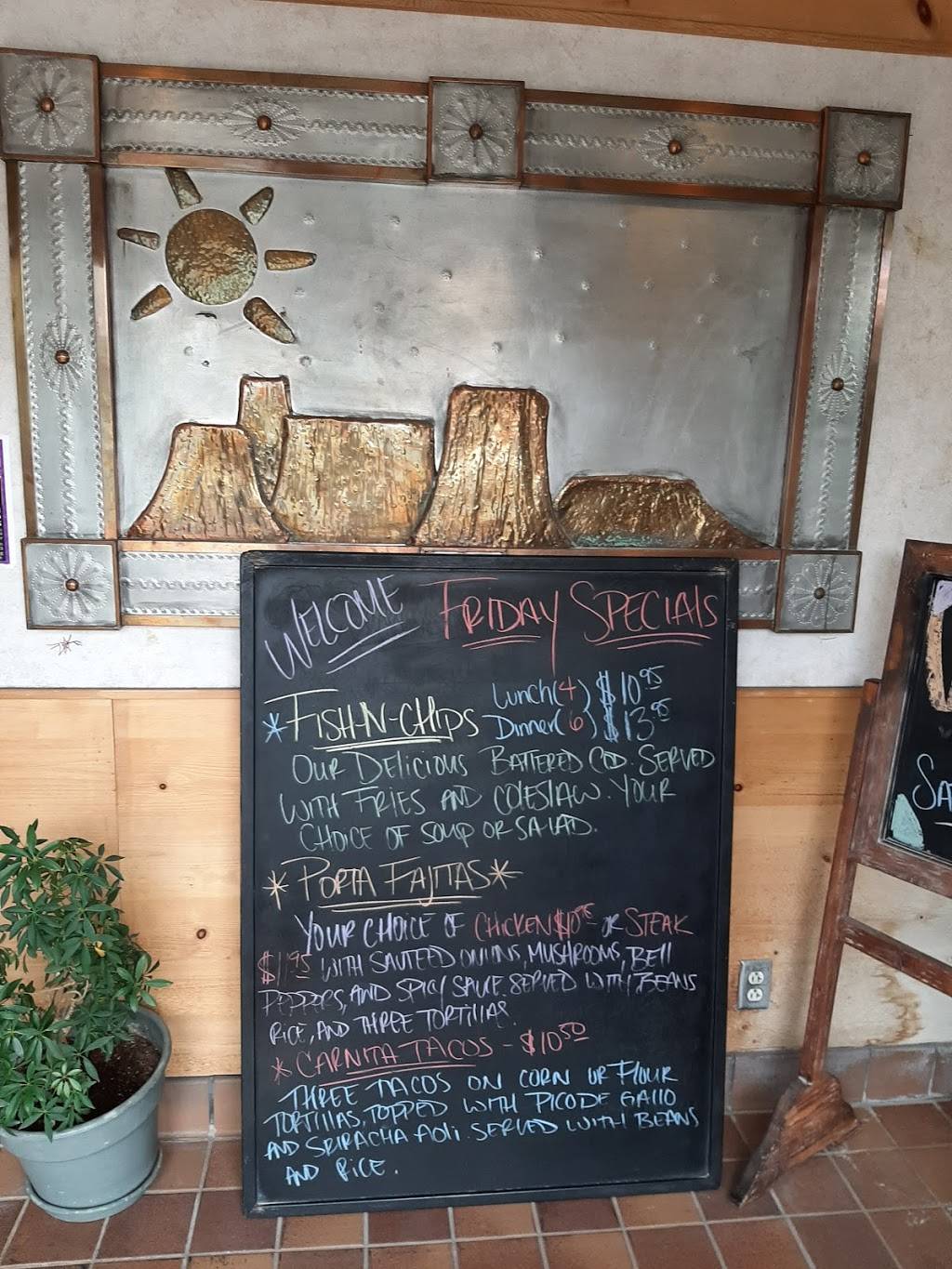 Copper Canyon Cafe | cafe | 5455 Gibson Blvd SE, Albuquerque, NM 87108, USA | 5052666318 OR +1 505-266-6318