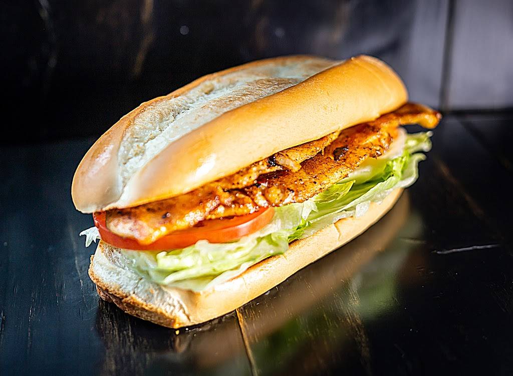 Queens Burgers - Tujunga | restaurant | 6705 Foothill Blvd, Tujunga, CA 91042, USA | 8183532495 OR +1 818-353-2495