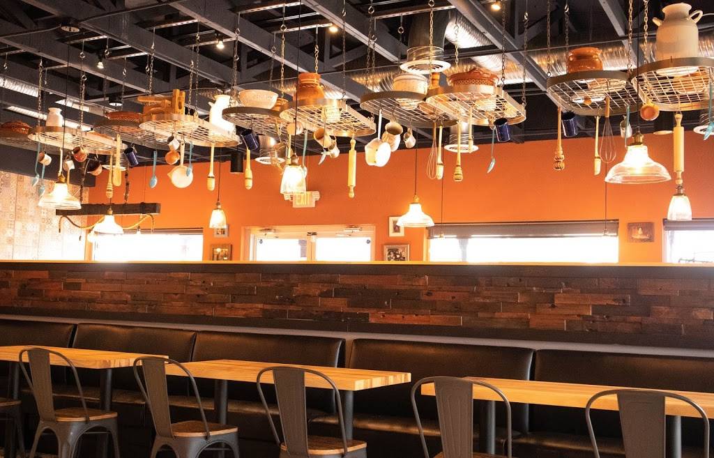 Abuelitas | restaurant | 6400 Midlothian Turnpike, Richmond, VA 23225, USA | 8049972602 OR +1 804-997-2602