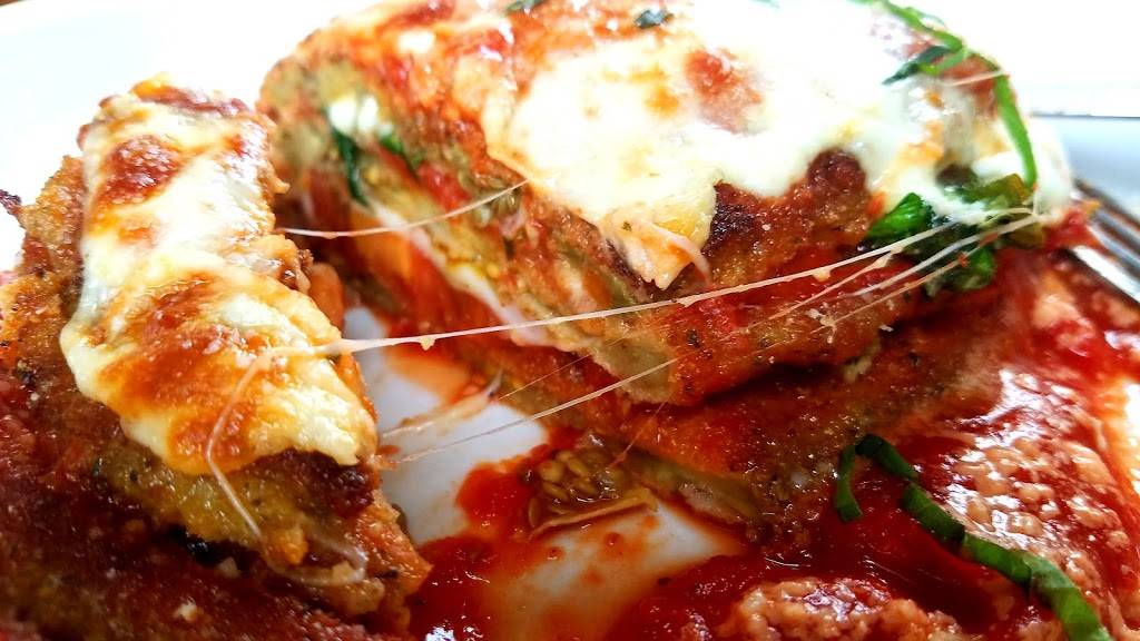 Mondos Italian Restaurant | restaurant | 915 Folly Rd, Charleston, SC 29412, USA | 8437958400 OR +1 843-795-8400