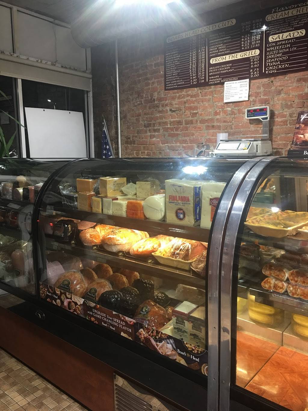 Dyker Park Bagels | cafe | 713 86th St, Brooklyn, NY 11228, USA | 7188366336 OR +1 718-836-6336