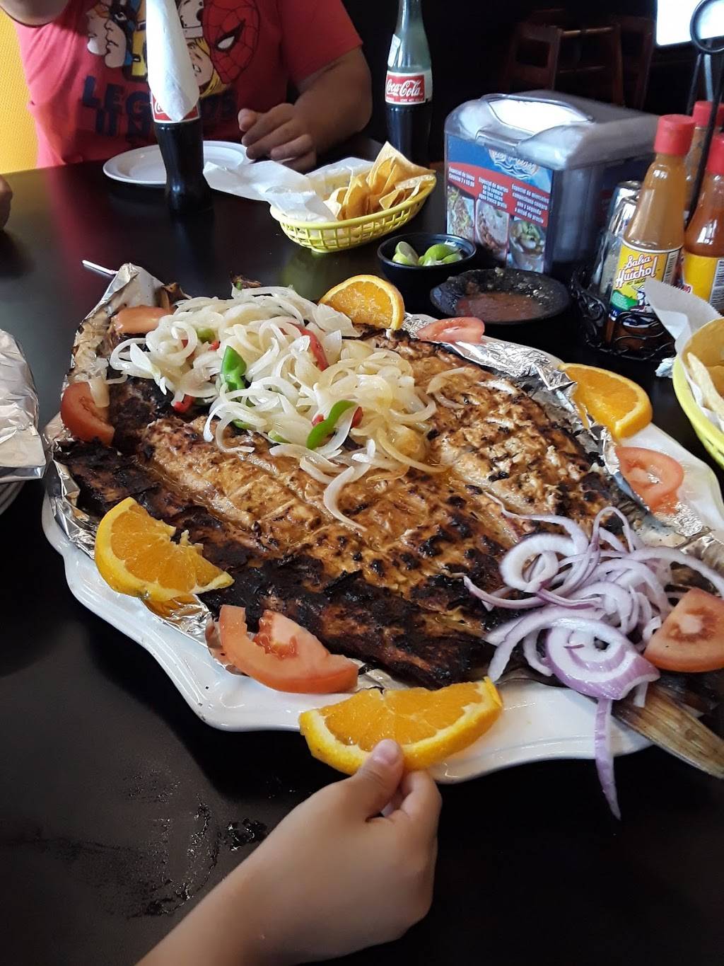 Mariscos Los Plebes | restaurant | 9131 Citrus Ave b, Fontana, CA 92335, USA | 9093567044 OR +1 909-356-7044